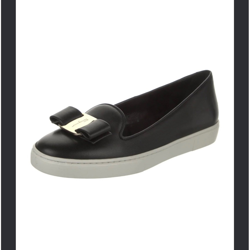 Salvatore Ferragamo Novello Nero $850 Black Leather Flats Sneakers Gold Bow 6.5